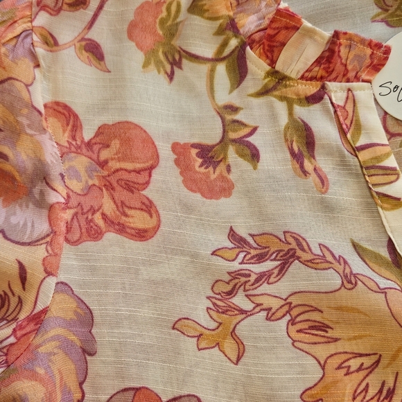 Floral Print Blouse-NWT- Size LP - Picture 10 of 16